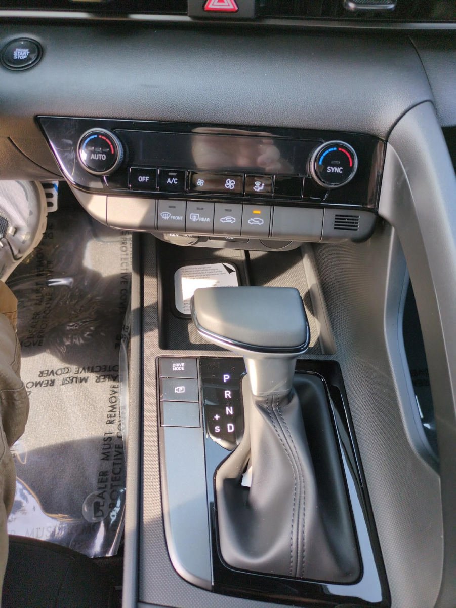 New 2026 Hyundai Elantra Sport FWD image 53