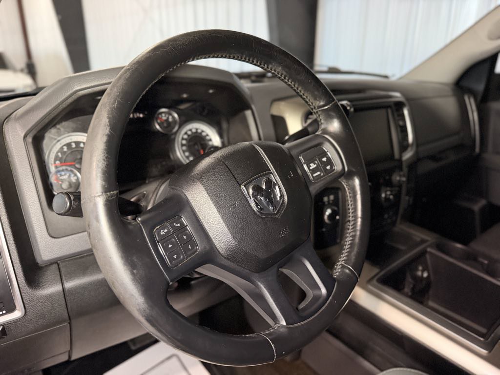 Used 2015 RAM 3500 Lone Star AWD/4WD image 25