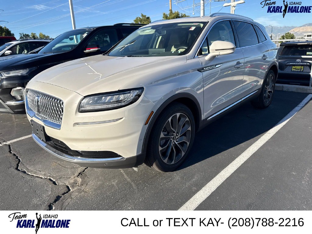 Used 2023 Lincoln Nautilus Reserve w/ Equipment Group 201A