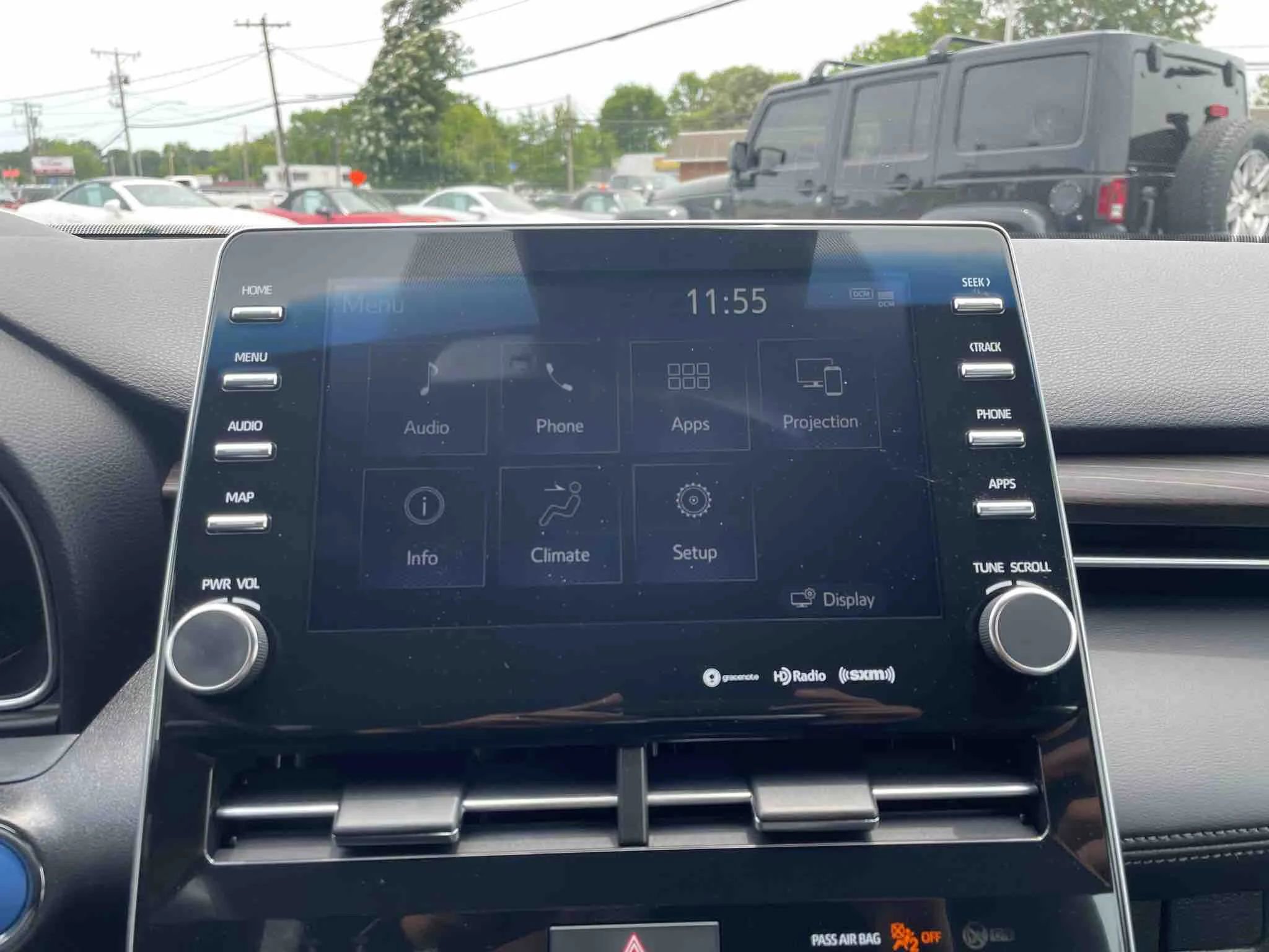 Used 2019 Toyota Avalon XLE image 37