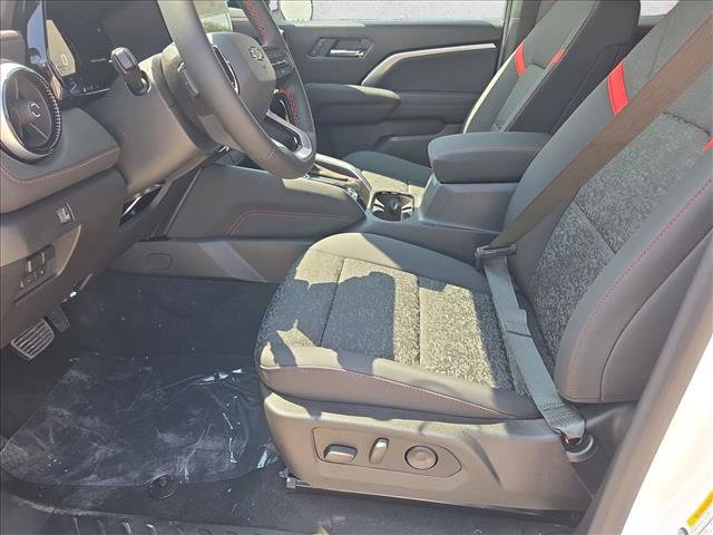 New 2026 Chevrolet Colorado Z71 w/ Technology Package AWD/4WD image 4
