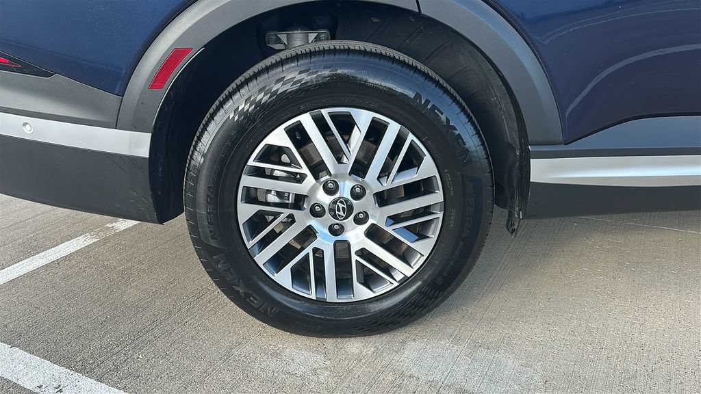 Used 2026 Hyundai Palisade SEL FWD image 17