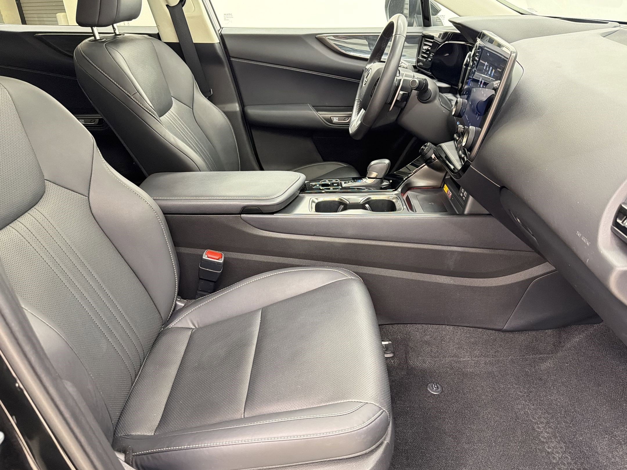 Used 2024 Lexus NX 350h AWD image 29