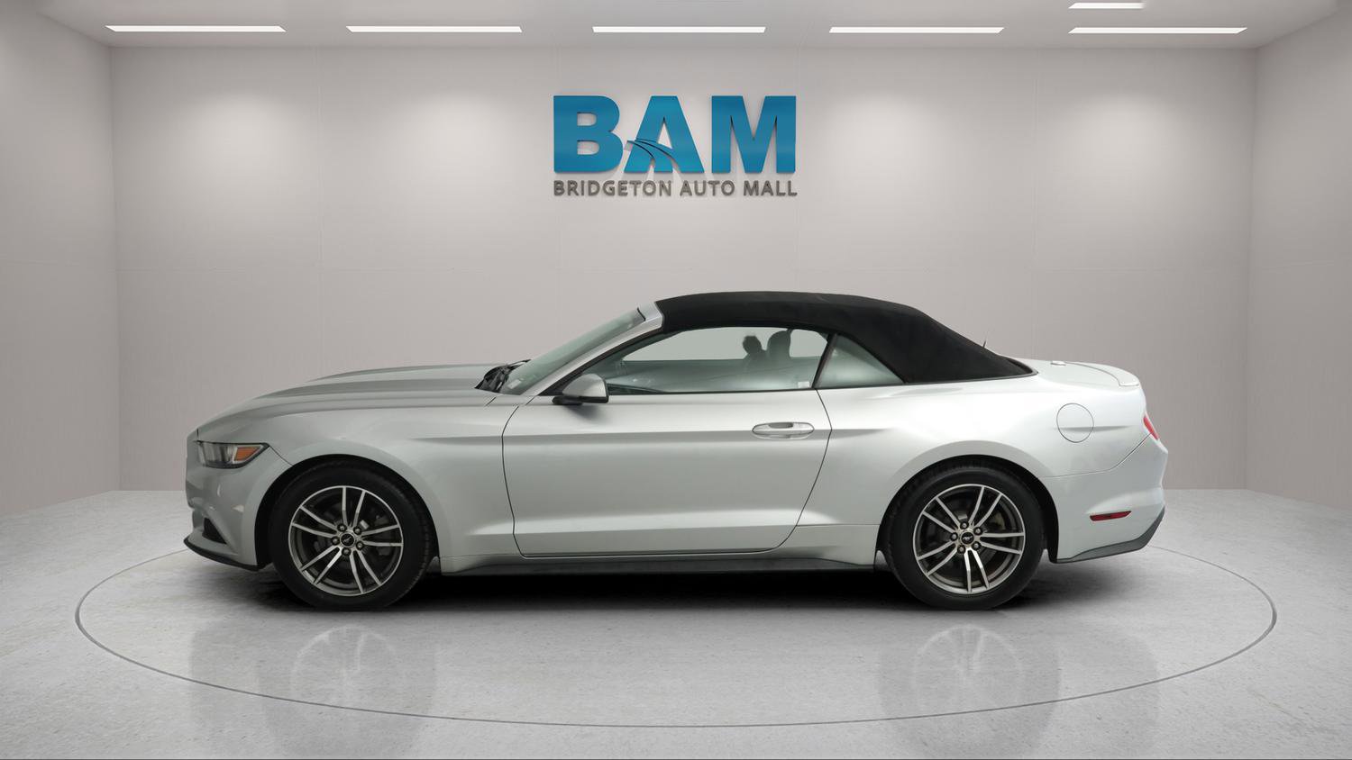 Used 2016 Ford Mustang Premium image 6