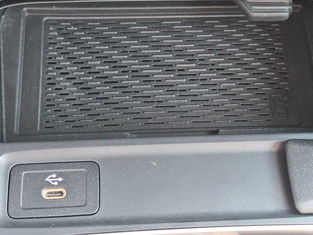 New 2026 Mercedes-Benz GLB 250 4MATIC image 30