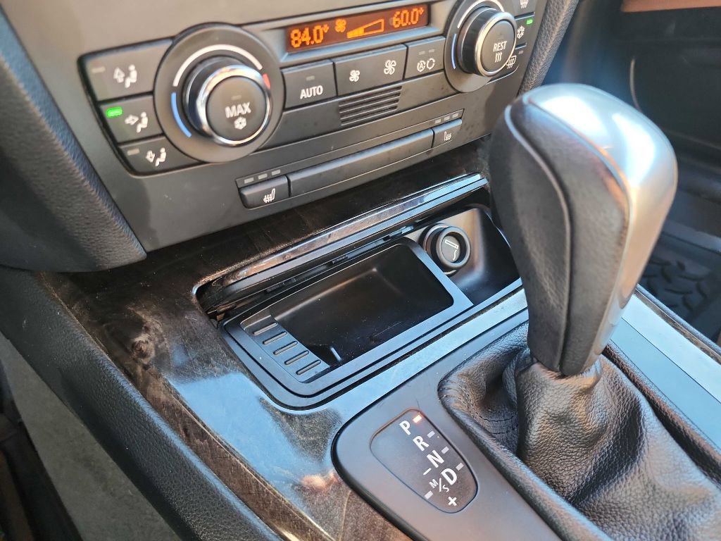 Used 2008 BMW 335i Convertible image 26