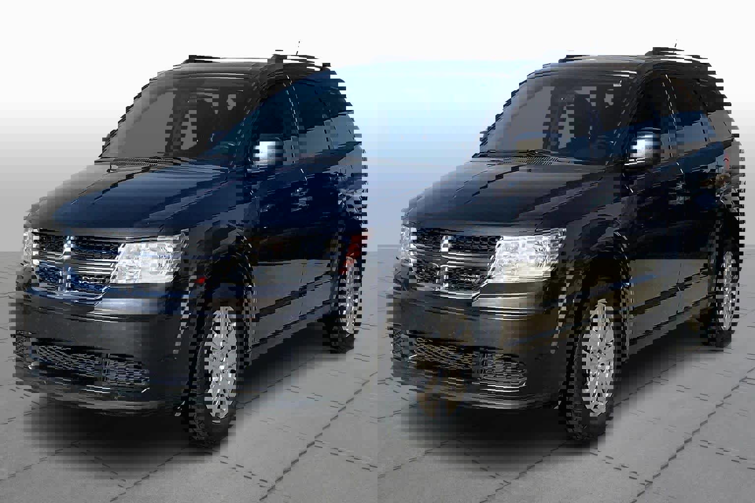 Used 2016 Dodge Journey SE w/ Flexible Seating Group image 1