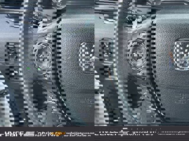 Used 2018 Honda Pilot Touring image 14