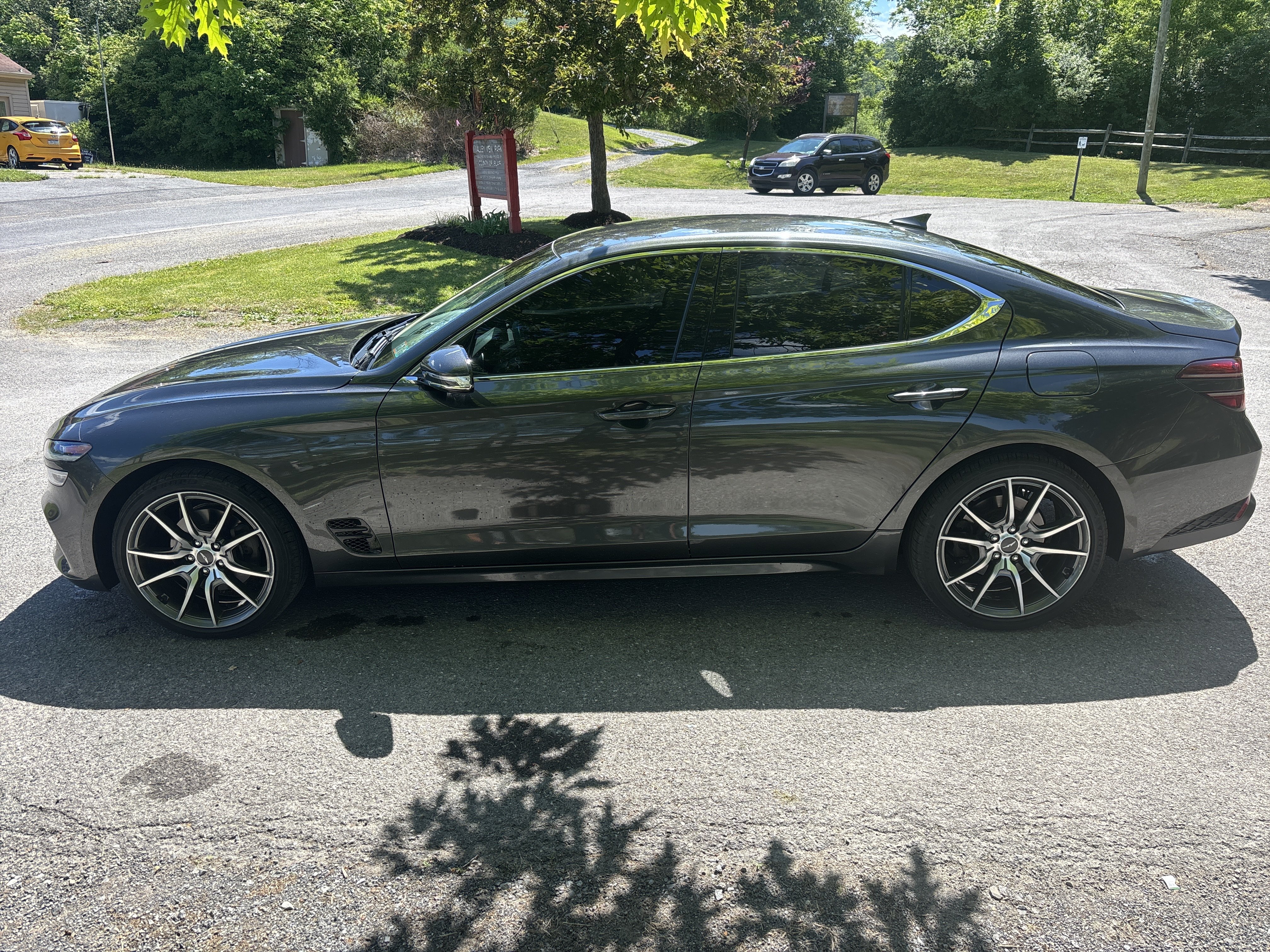 Used 2023 Genesis G70 2.0T AWD/4WD image 7