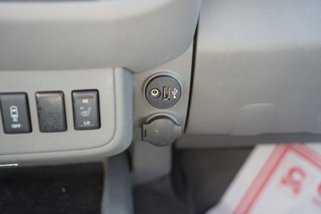 Used 2021 Nissan Frontier SV w/ Midnight Edition Floor Mats image 16