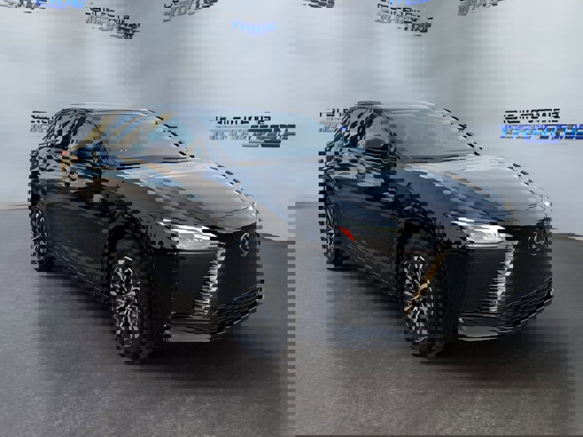 Used 2023 Lexus RZ 450e Premium w/ Technology Package image 3