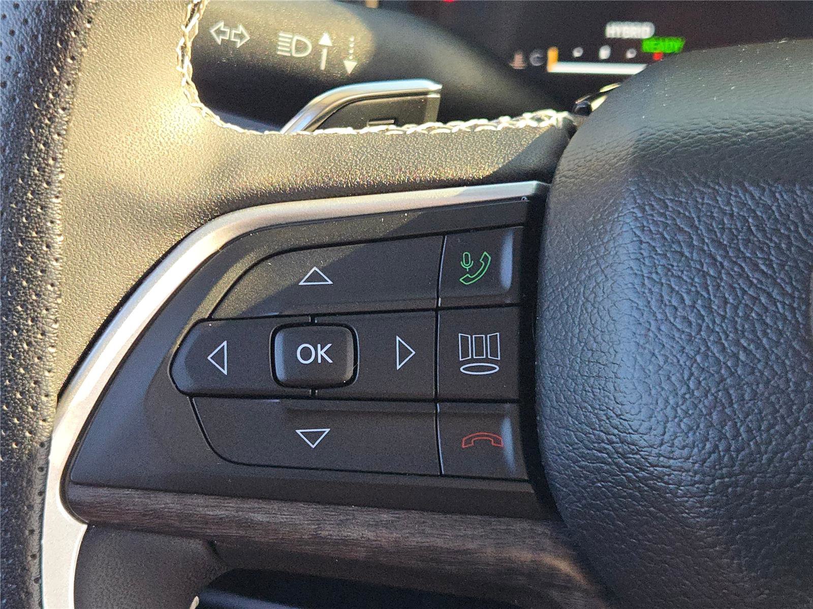 Used 2022 Jeep Grand Cherokee Limited 4xe image 34