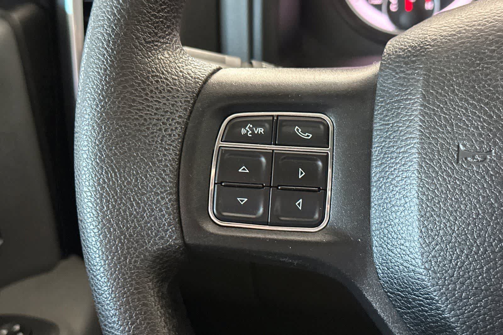 Used 2020 RAM 1500 Warlock AWD/4WD image 24