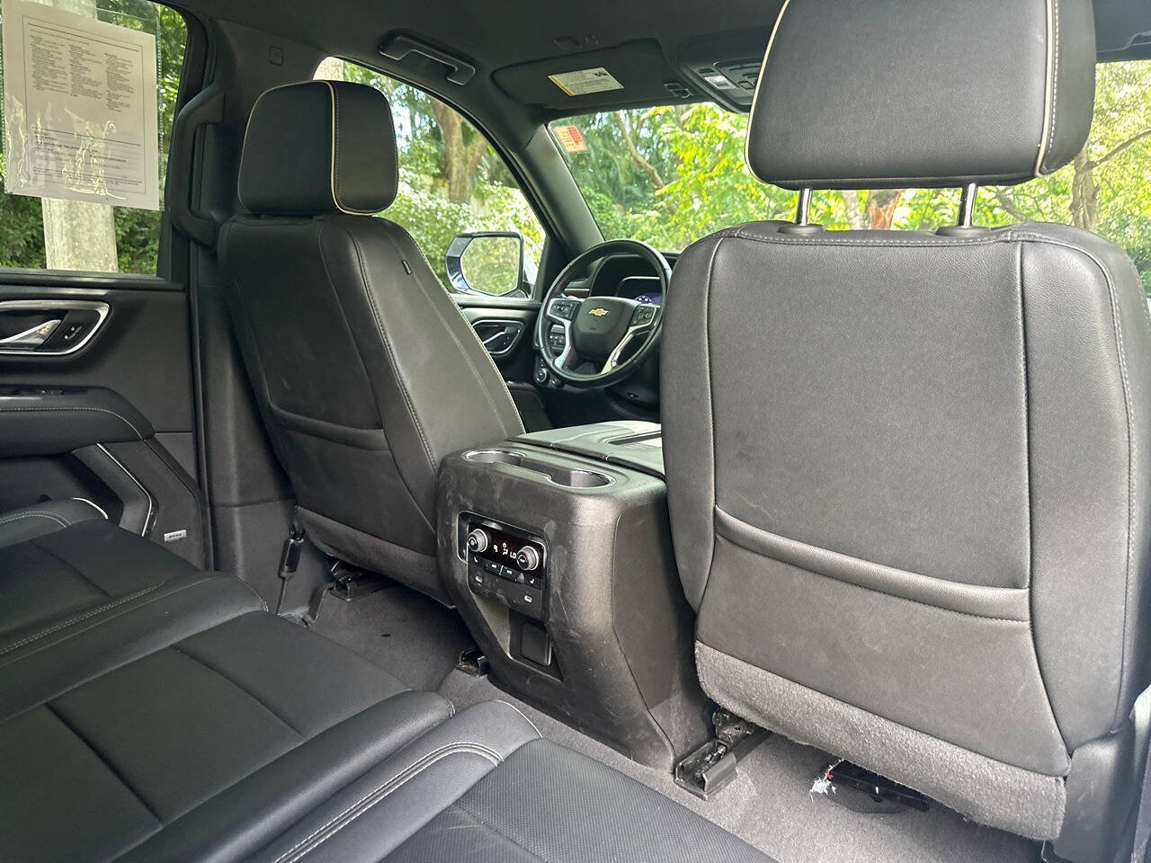 Used 2024 Chevrolet Suburban Premier AWD/4WD image 15