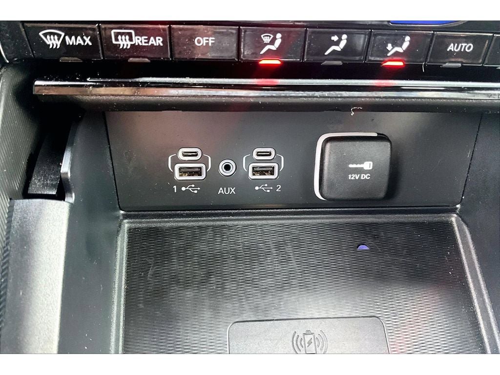 Used 2024 Jeep Grand Cherokee L Laredo AWD/4WD image 27