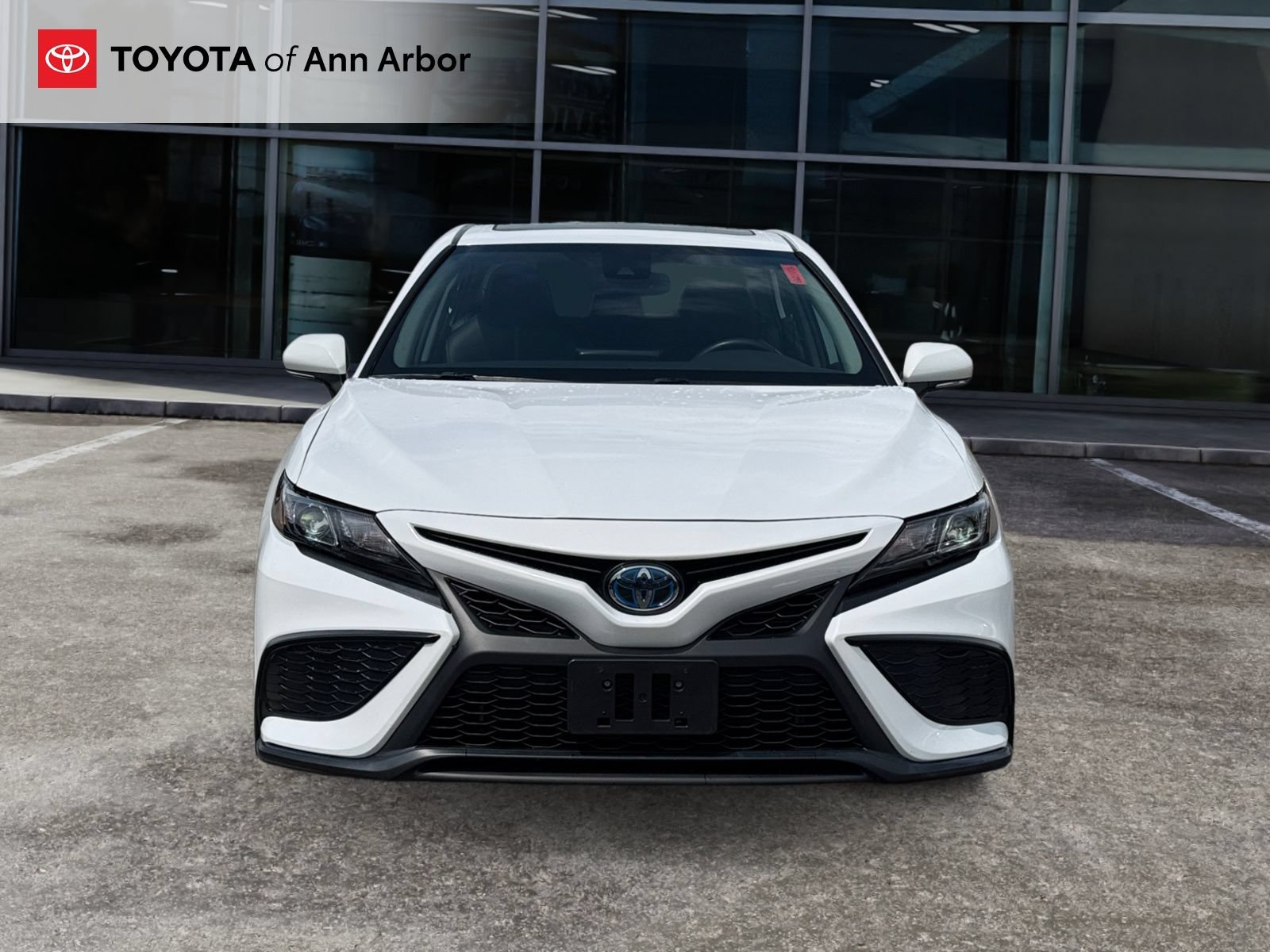 Used 2023 Toyota Camry SE w/ Audio Upgrade Package FWD image 12