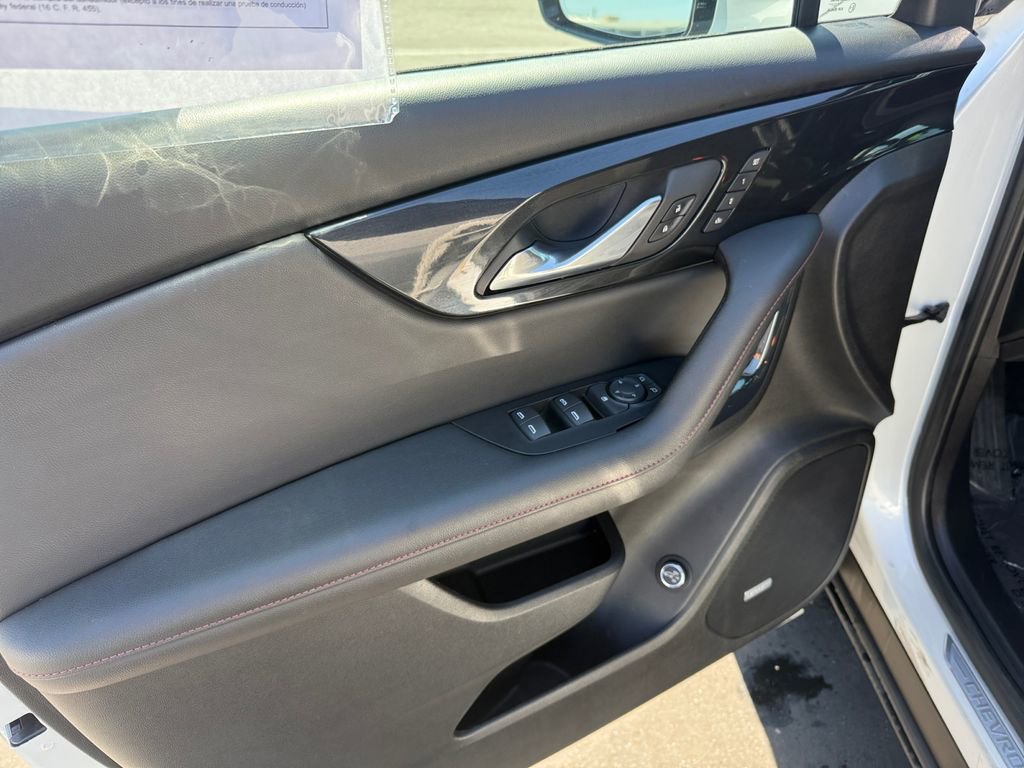 Certified 2023 Chevrolet Blazer RS w/ Driver Confidence II Package image 11