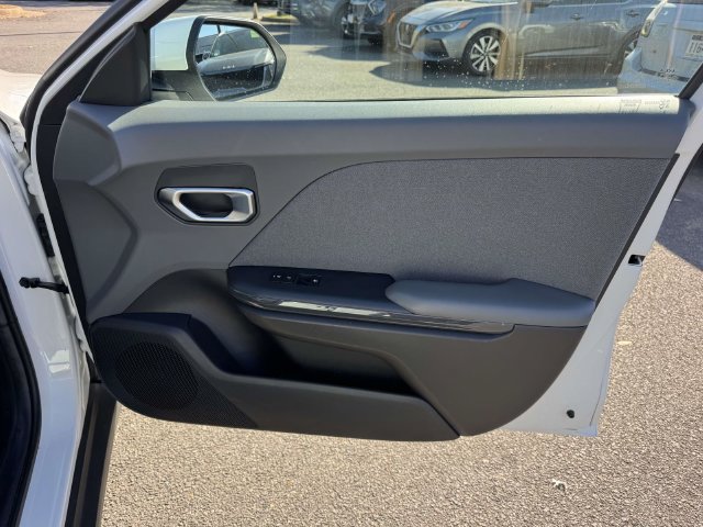Used 2025 Kia K4 EX FWD image 7