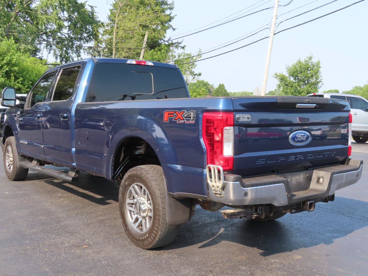 Used 2019 Ford F250 Lariat w/ FX4 Off-Road Package AWD/4WD image 17