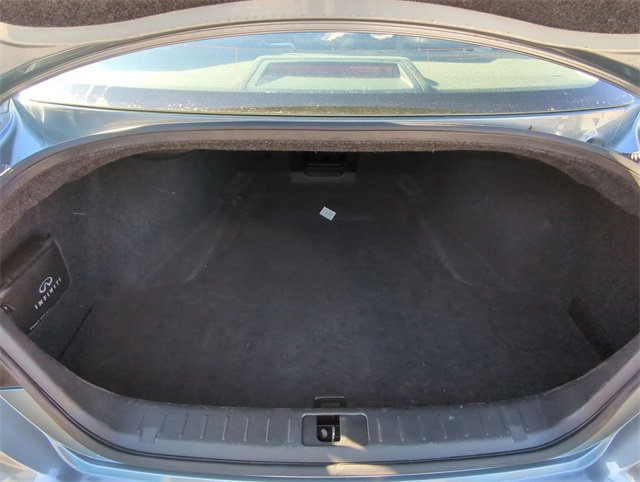 Used 2018 INFINITI Q70 Luxe image 27