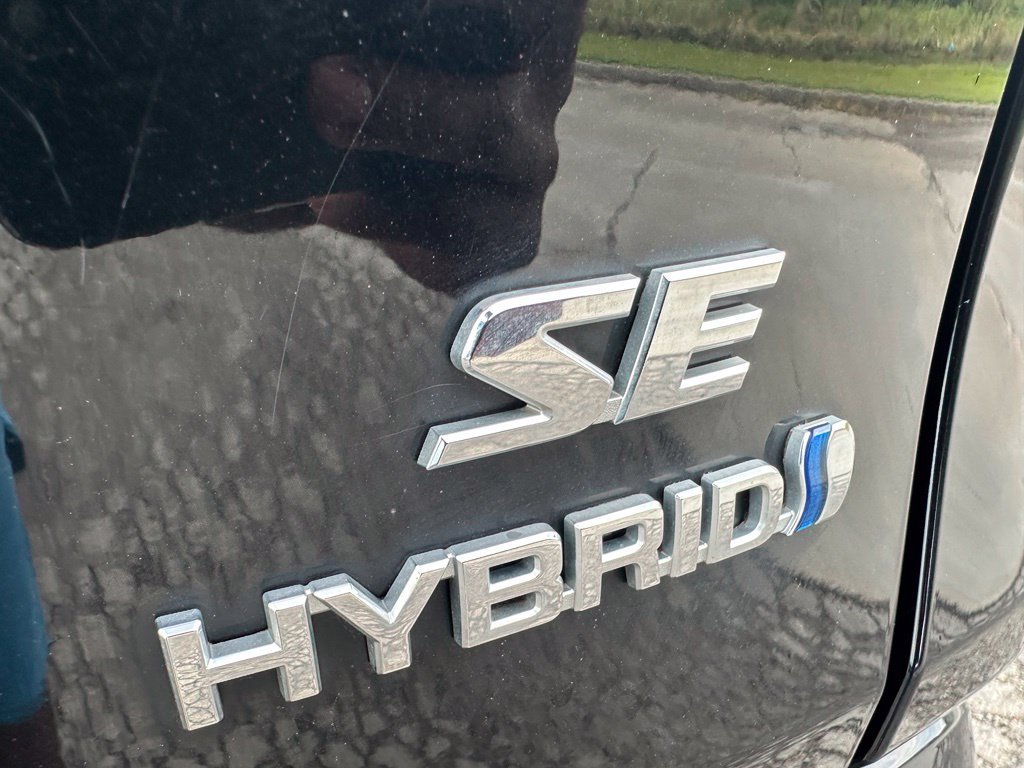 Used 2023 Toyota RAV4 SE AWD/4WD image 10