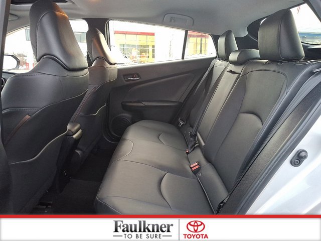 Certified 2018 Toyota Prius Four image 9