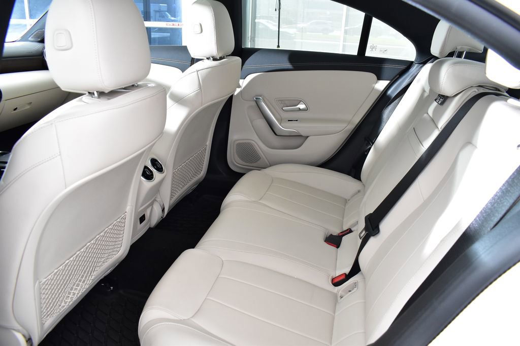 Used 2023 Mercedes-Benz CLA 250 4MATIC image 30