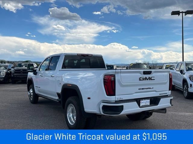 New 2026 GMC Sierra 3500 Denali Ultimate w/ LPO, Black Badging Package AWD/4WD image 3