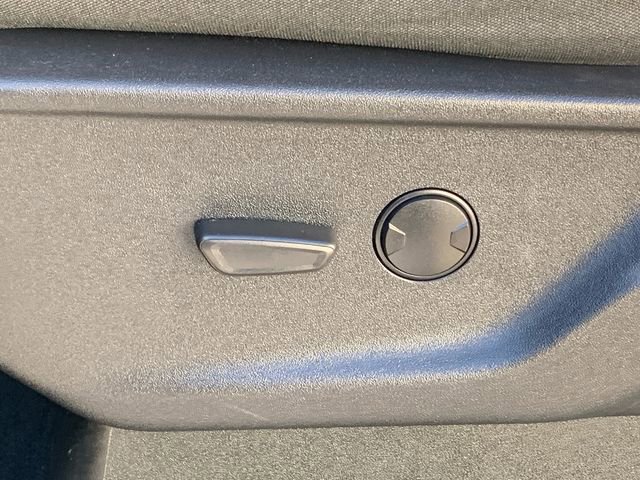 Used 2023 Ford F250 XLT w/ Black Appearance Package image 39