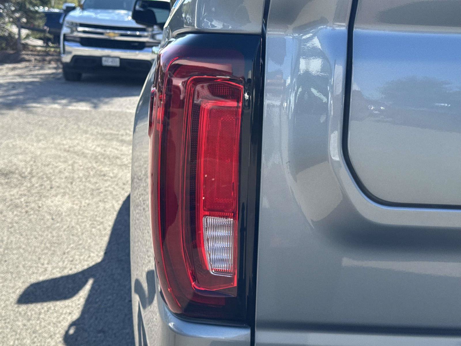 Certified 2025 GMC Sierra 1500 SLT AWD/4WD image 13