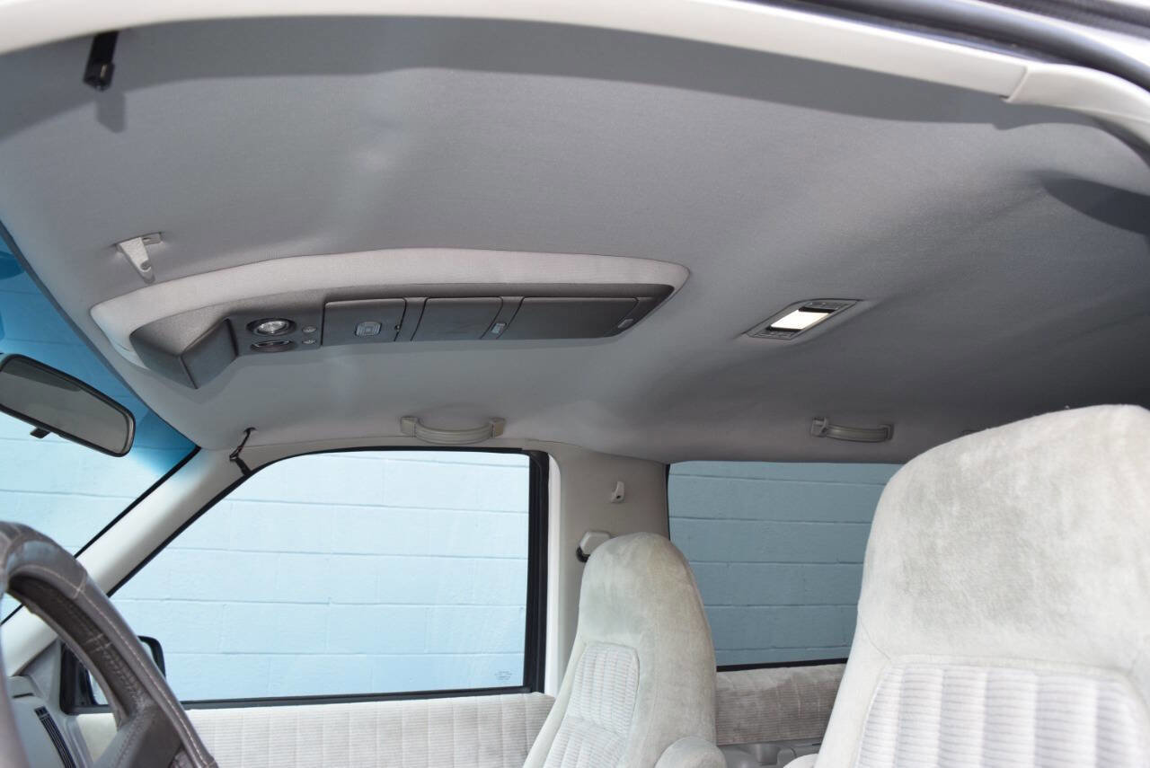 Used 1994 Chevrolet Blazer 4WD image 34