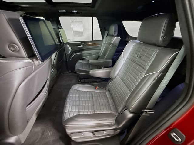 Used 2022 Cadillac Escalade Premium Luxury Platinum AWD/4WD image 27