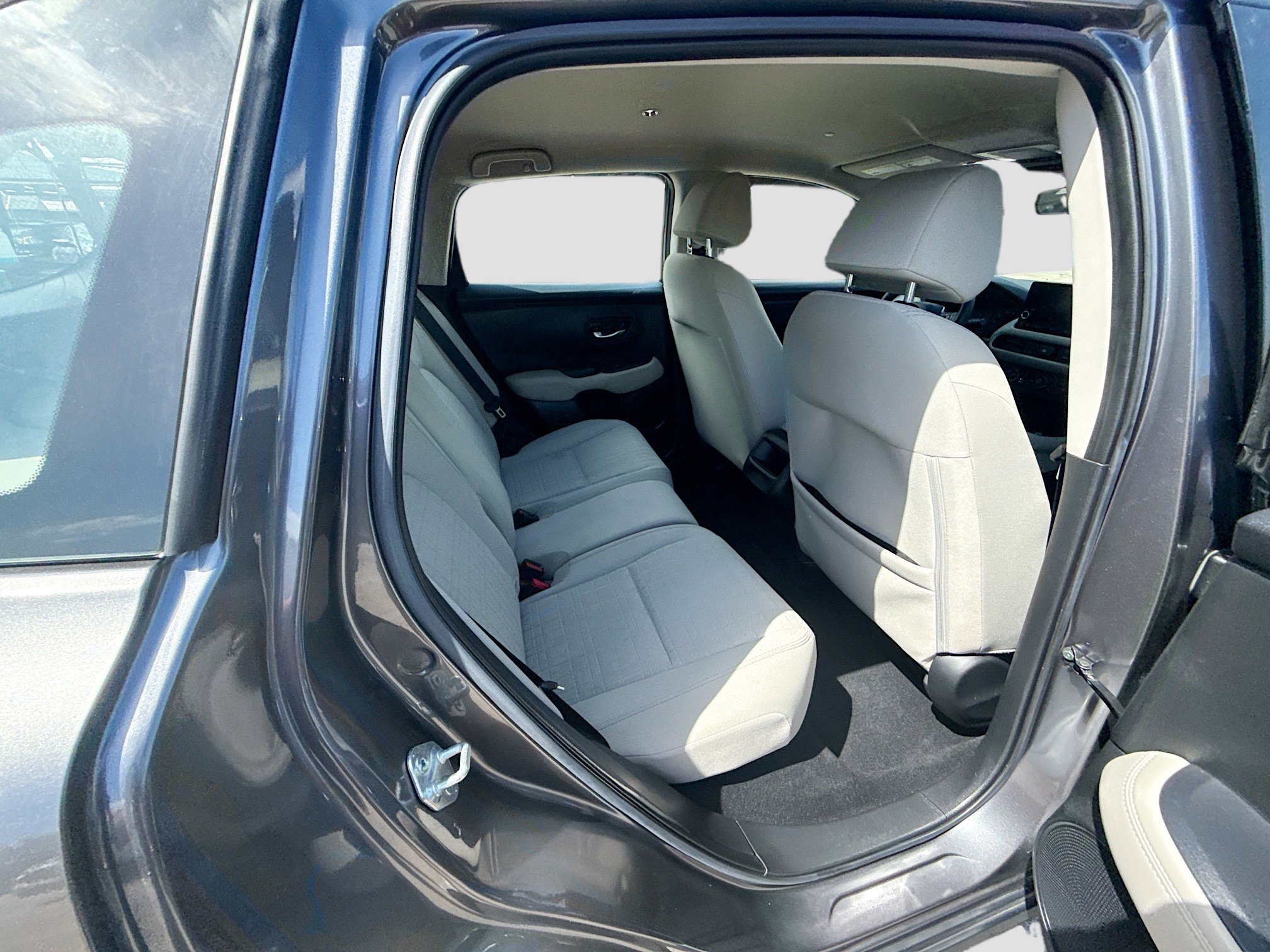 Used 2024 Honda HR-V LX image 25