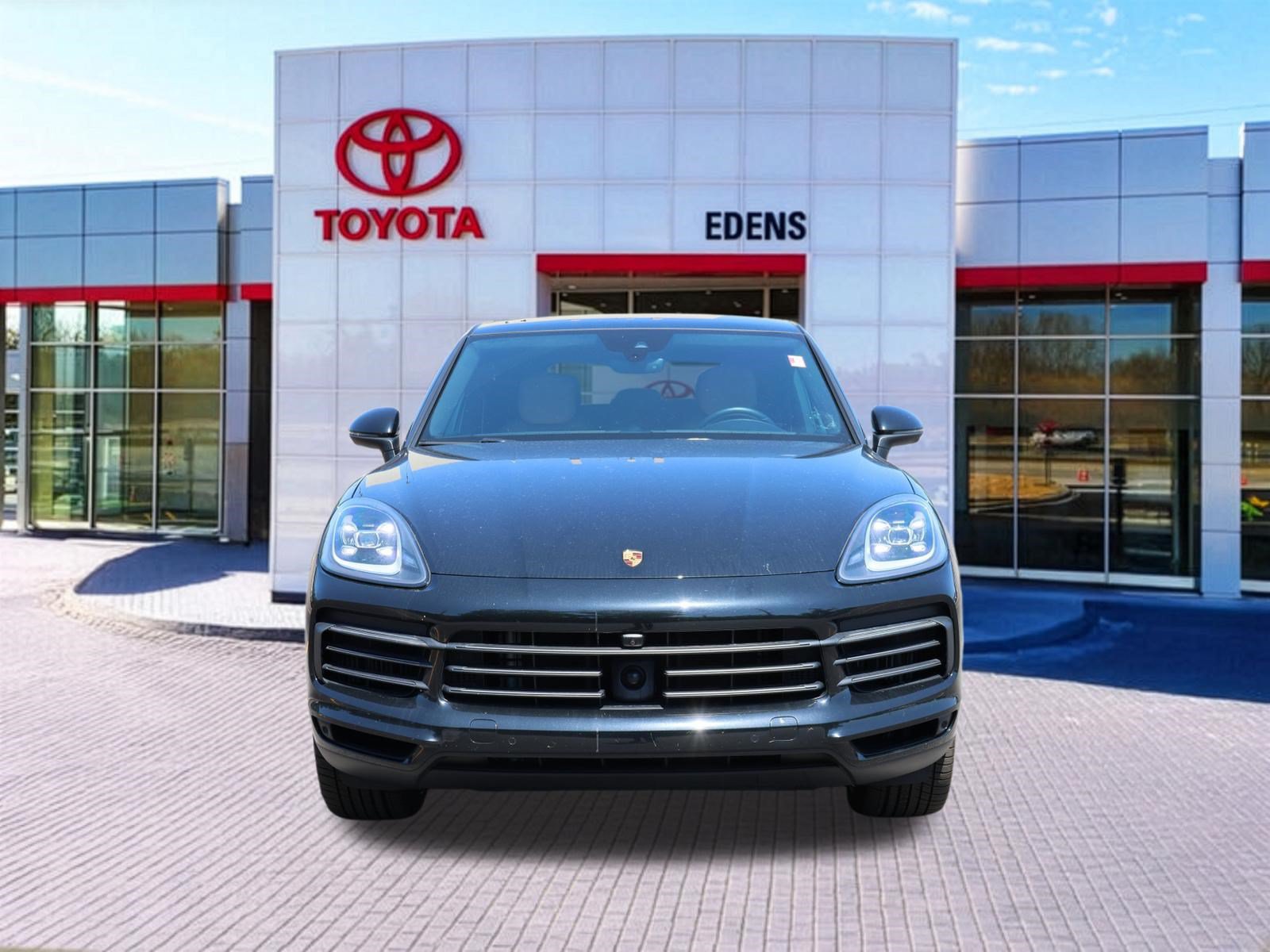 Used 2023 Porsche Cayenne Platinum Edition AWD/4WD image 12