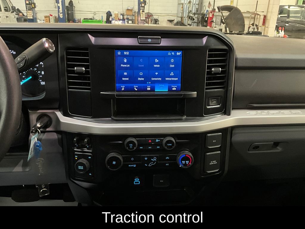 Used 2025 Ford F250 XLT image 9