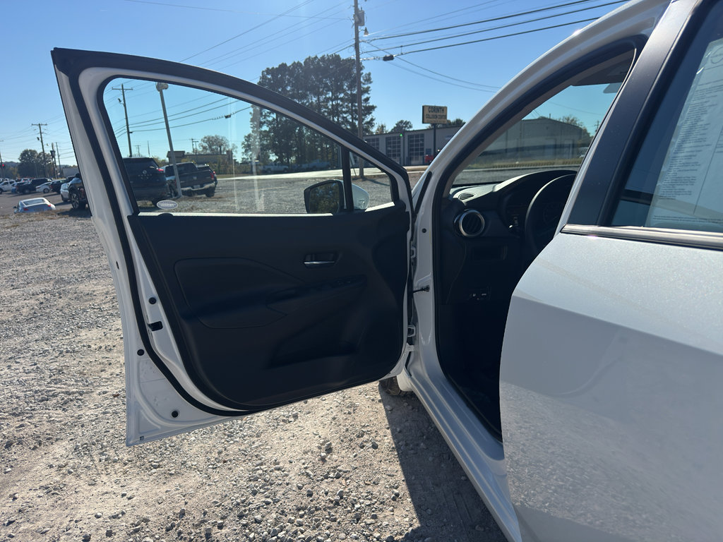 New 2025 Nissan Versa SV w/ Trunk Package image 18