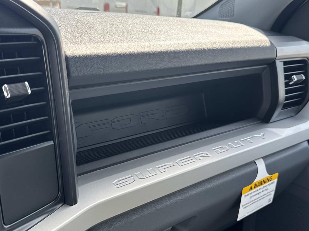 New 2026 Ford F350 XL w/ XL Chrome Package AWD/4WD image 28