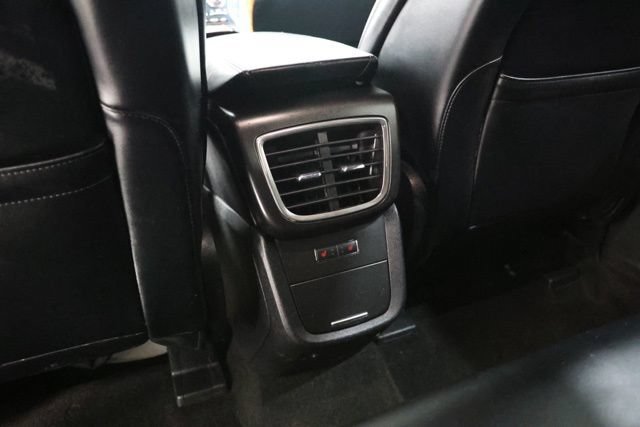 Used 2019 Lincoln Nautilus Select AWD/4WD image 34