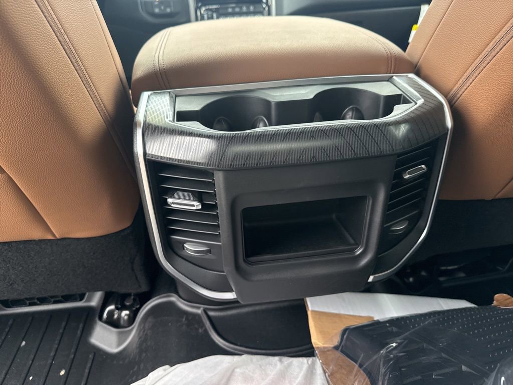 New 2025 RAM 2500 Big Horn AWD/4WD image 25
