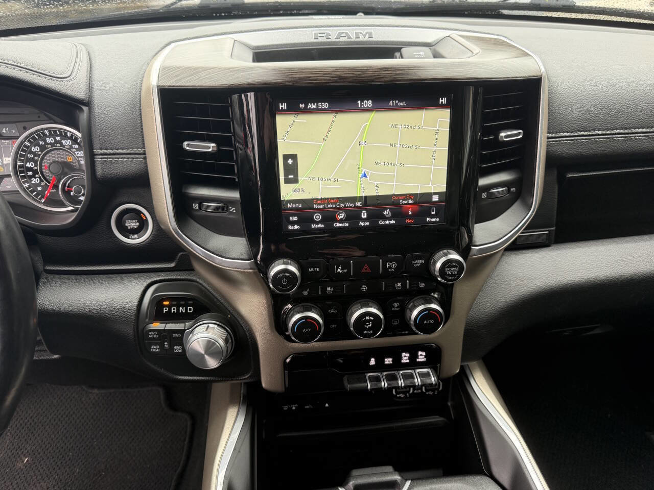 Used 2019 RAM 1500 Laramie image 19