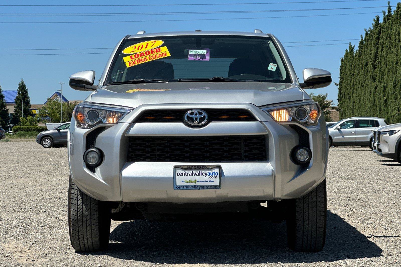 Used 2017 Toyota 4Runner SR5 RWD image 8