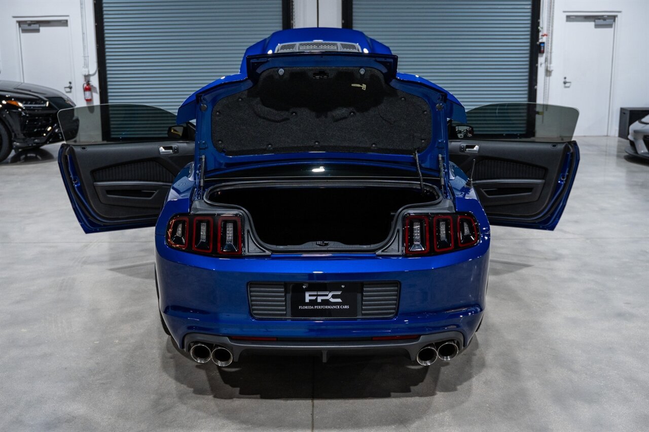 Used 2013 Ford Mustang Shelby GT500 RWD image 40