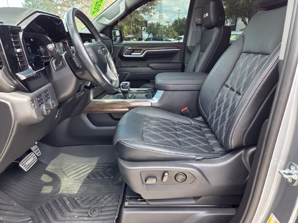 Used 2023 Chevrolet Silverado 1500 RST w/ All Star Edition Plus AWD/4WD image 5
