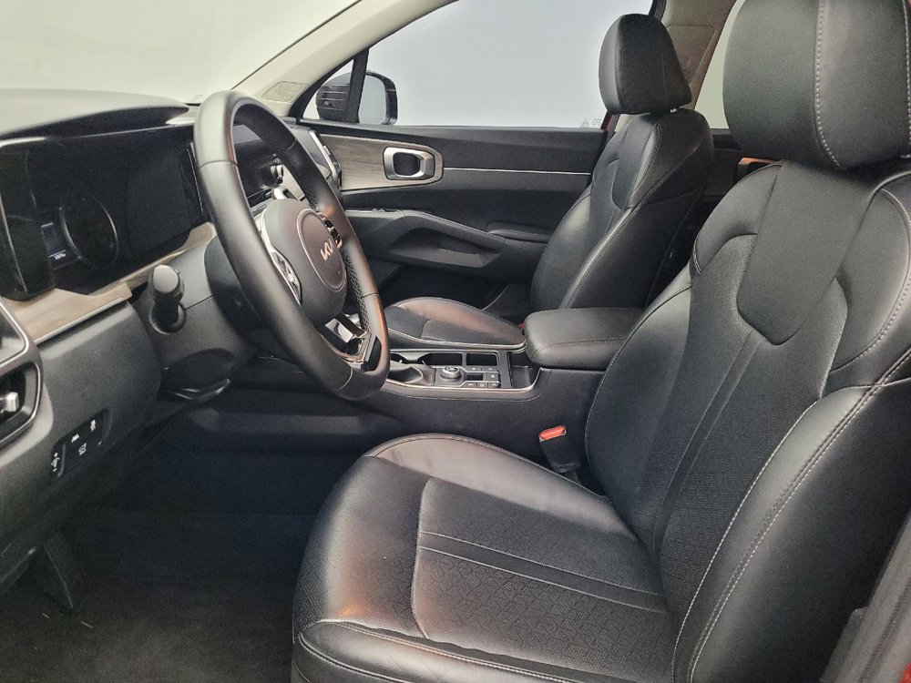 Used 2022 Kia Sorento EX image 17