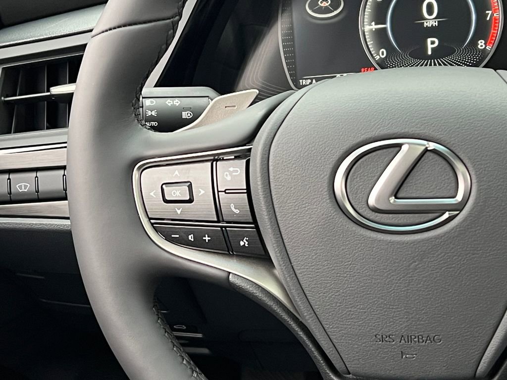 New 2025 Lexus ES 350 w/ Premium Package image 16