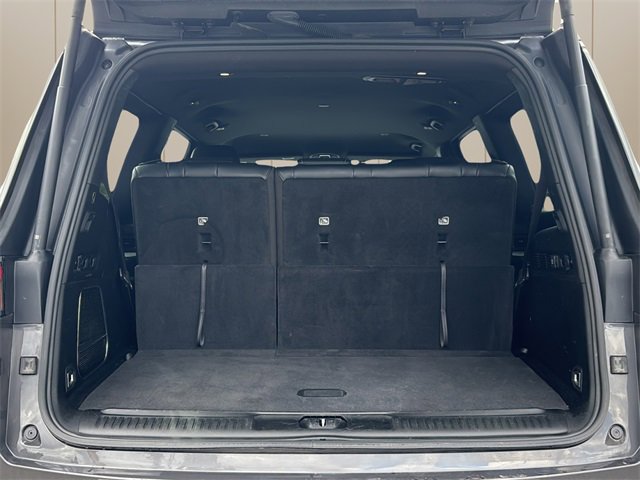 Used 2024 Jeep Wagoneer Series II w/ Flexible Seating Group image 14