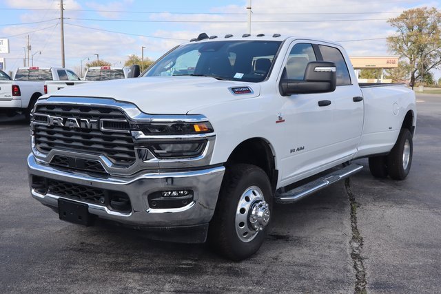 New 2026 RAM 3500 Big Horn image 18