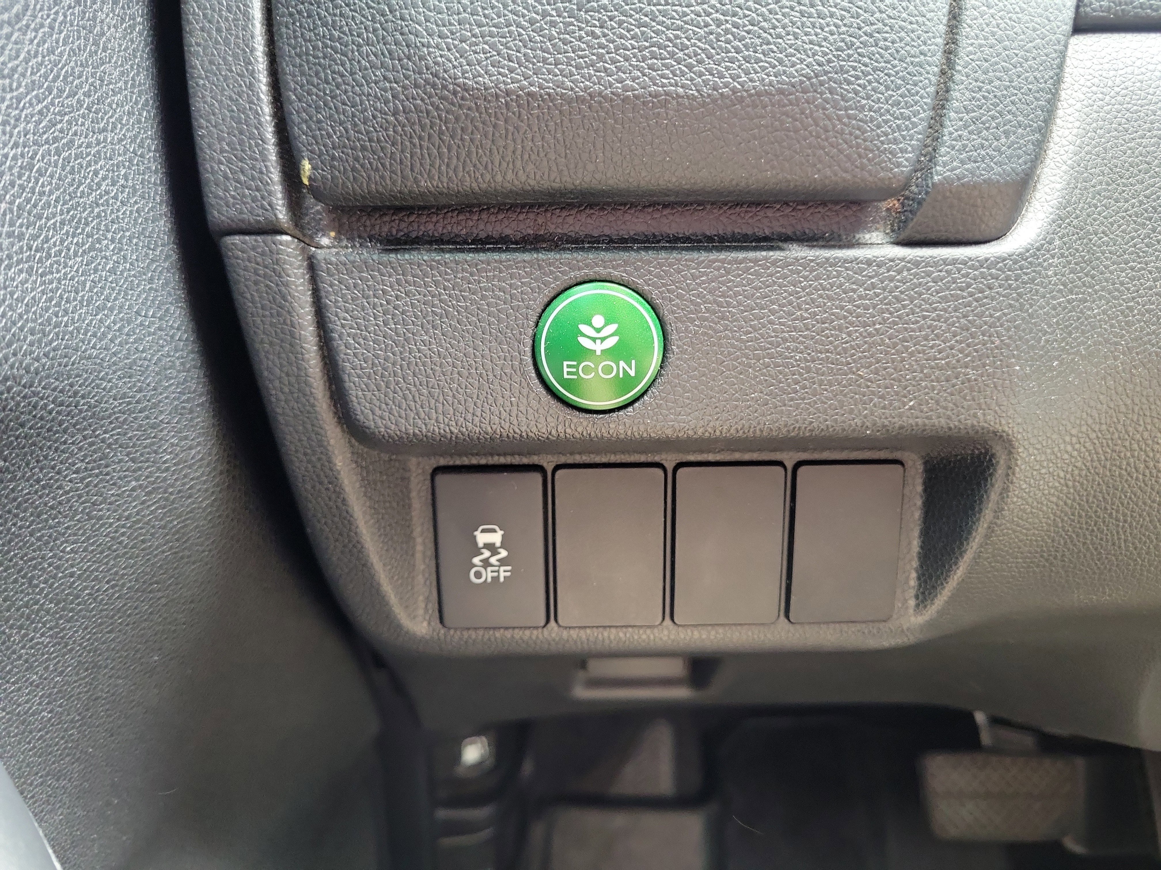 Used 2015 Honda Fit EX image 28