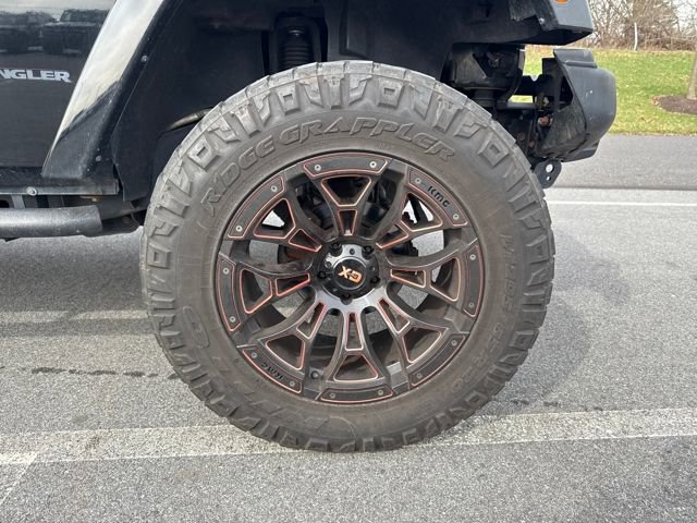 Used 2016 Jeep Wrangler Unlimited Sahara image 11