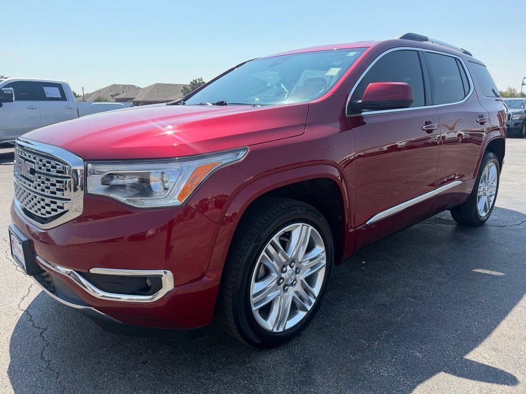 Used 2019 GMC Acadia Denali w/ Technology Package FWD image 9